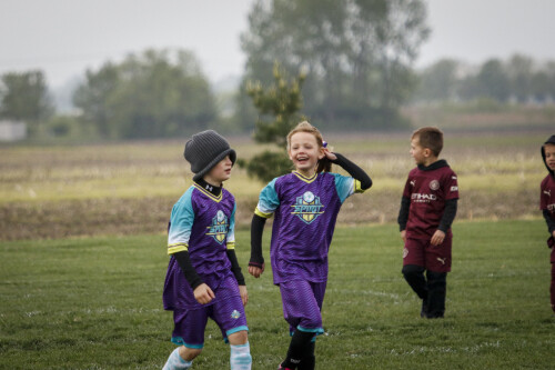 Soccer050325-04.jpg